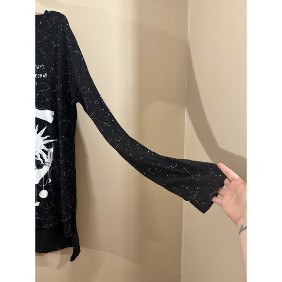 Rogue and Wolf Starlight Constellations Witch Gothic Long Sleeve T Shirt XXL - Picture 6 of 8